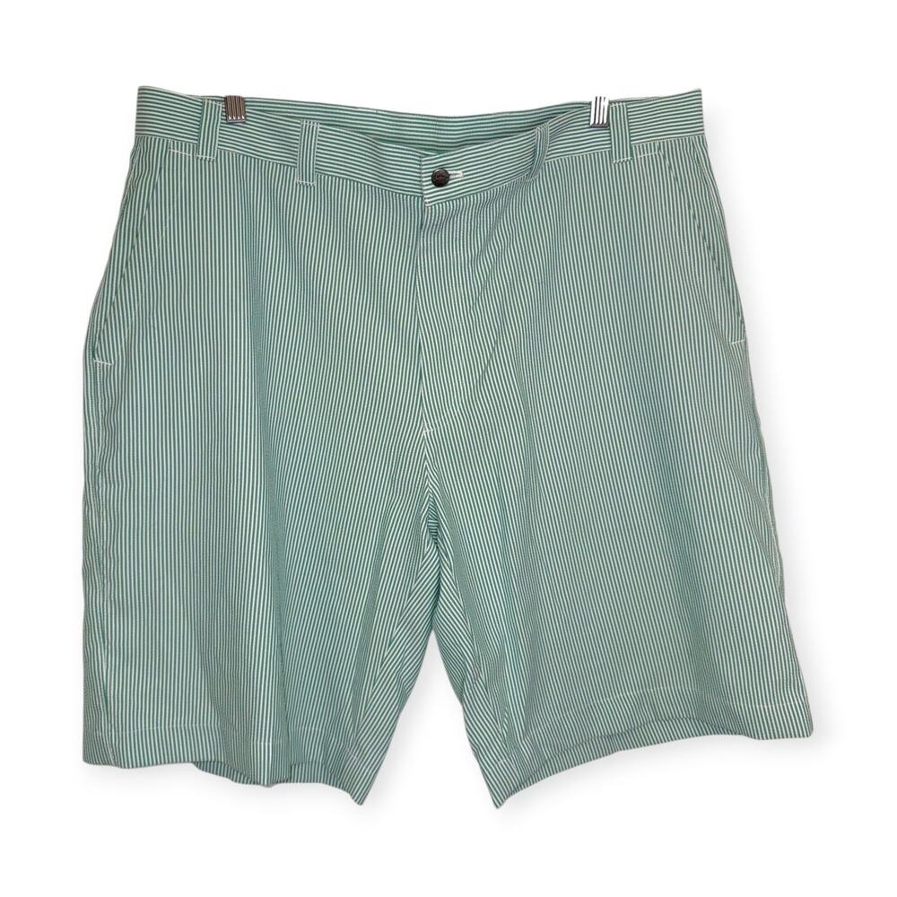 Callaway XL Green White Seersucker Striped Chino Casual Flat Front Golf Shorts